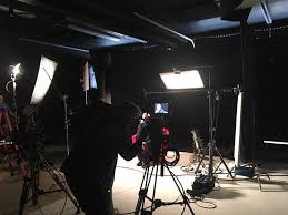 Lighting Tips For Camera Crews Film Crew Lighting Team Beverly Boy