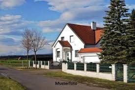 Das spiegelt sich auch in den 1190 zuzügen im letzten jahr deutlich widerkaum eine wertanlage ist so stabil, wie das eigene haus, weshalb es sehr empfehlenswert ist, in wildeshausen immobilien zu kaufen. Haus Kaufen Aumuhle Locanto Immobilien Aumuhle