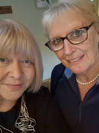 I am delighted to have completed my training with The International College  of Professional Celebrants. I look forward to helping individuals and  families create ceremonies that honour their unique stories and experiences.