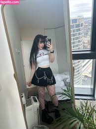 Unveiling The Allure Of Lara Rose Nudes: A Deep Dive