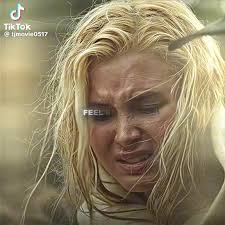 1883 Yellowstone Elsa and Mom