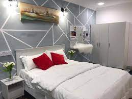 Pameran tunggal perdana sinta tantra harpersbazaar co id. Hanya Guna Cat Hasilkan Corak Geometri Di Dinding Lihat Transformasi Rumah Flat Pkns Ini Impiana