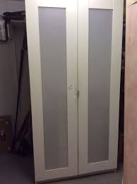 You may be also interested in. Elegantes Ikea Schrank Rakke Weiss Birke Fotos Deko Ideen