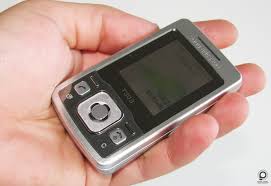 Sony Ericsson T303 - small and metallic ...