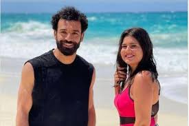 .الفنانة ديانا هشام والتي كانت تقوم بدور أروى في مسلسل كأنه امبارح أنها كانت سعيده بالعمل كما تمنت أن يكون هناك جزء ثاني من مسلسل كانه امبارح. 6akclpyj4ckj5m
