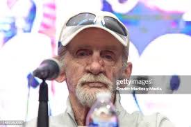 30 Alex Ligertwood Photos & High Res Pictures