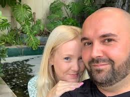 Mel Lloyd and Mark Hammel 's Wedding Website