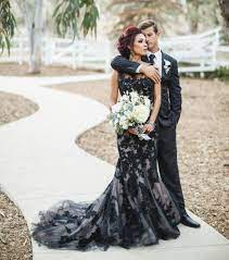 Maybe you would like to learn more about one of these? Ausgefallene Schwarze Hochzeitskleider