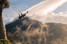 Baños es ciudad en donde se mezclan las tradiciones indígenas y las modernas costumbres de visitantes norteamericanos y extranjeros. 8 Actividades Que Hacer En Banos Ecuador Iati Seguros