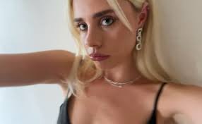 summer in the city 👙