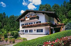 Die talstation der giggijochbahn, die freizeitarena sölden, restaurants, sportgeschäfte und skischule liegen sprichwörtlich vor der haustür. Garni Mariandl Zimmer In St Ulrich Ortisei Groden