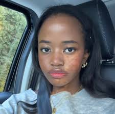 Hey! I'm Amanda and I'm from upstate New York ((about an hour and a half  outside of the city.)) I'm not committed to Fordham just yet, but I will be  soon! I'll