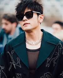 jay chou （A-List Star's Massive Gambling Loss in Macau? Jay Chou, Huang  Xiaoming Deny Involvement (UPDATED)