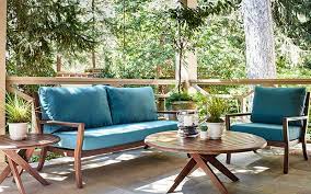 Even if you have a small balcony, deck, or patio, you can still have a beautiful arrangement of patio furniture. Patio Furniture For Small Spaces 8 Simple Tips To Try Stauffers