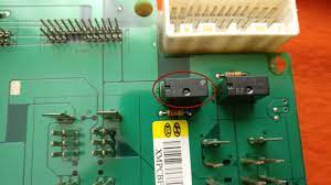 Power locks unlock with button door and fob but wont lock with either when you hit. 2014 Kia Sorento Door Locks Saga Possible Fix Kia Forum