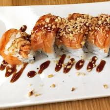 Riprendete il filetto di salmone, sciaquate via la marinata e cospargetelo di lamelle di mandorle, aiutandovi all'occorenza con l'albume di un uovo per farle aderire. Special Roll Con Salmone Avocado E Mandorle Tritate Bild Von Misaki Sushi Pompei Pompeji Tripadvisor