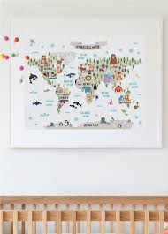 Tier Weltkarte Fur Kinder Karte Kunst Weltkarte Druckbare Kinderzimmer Dekor Kinder Welt Karte Poster Karte Fur Kinder Karte Mit Tieren Einzigartige Baby Gesche In 2021 Kids World Map Nursery Printable Animals Nursery