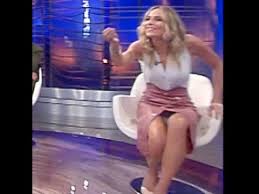 Francesca fialdini (born october 11, 1979) is famous for being tv show host. Francesca Fialdini Upskirt 25 10 2020 Youtube