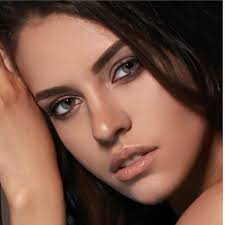 عدسات او بي كير