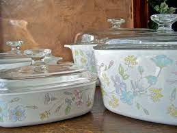 Each corning ware pot is usually decorated with a floral pattern, and that is the deciding factor in how much your corning ware piece will fetch. Pin On Vintage Kitchen