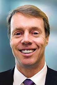 Discover names new CFO