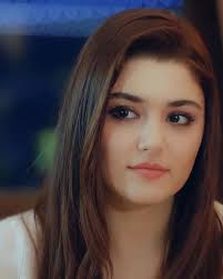 Hande Ercel With Images Beauty Girl Beautiful Girl Image Cute Beauty