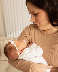 Pure love 🤍 @sdlrmedia thank you for capturing these sweet moments at home  with our family. #newborn #newbornphotography #babygirl