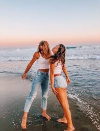 𝐩𝐢𝐧𝐭𝐞𝐫𝐞𝐬𝐭 𝐨𝐫𝐥𝐱𝐧𝐞𝐯𝐥𝐲 friend photoshoot friend pictures best friend photoshoot