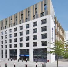 London covers 600 square miles and has a population of 8.6 million, but only its oldest part, just one square mile in size, is called the city of london. Travelodge London City Hotel Bewertungen Fotos Preisvergleich Tripadvisor