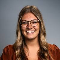 Leigh Boyer's Instagram, Twitter & Facebook