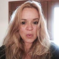 Dawn Lesage's Instagram, Twitter & Facebook