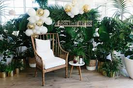 Find The Perfect Baby Shower Inspiration With Our Gender Neutral Green Oasis Event Filled With Green Baby Shower Baby Shower Inspiration Baby Shower Balloons