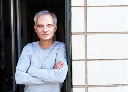 He is an actor and writer, known for неопалимая купина (2013), viditelny svet (2011) and в тени (2012). Prijmeni A Fandovstvi Se Dedi Rika Herec Ivan Trojan Program