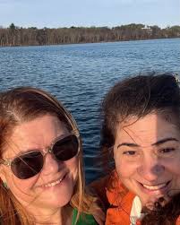 Walk board @ Williams Lake in Marlborough, MA with Keila