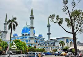 It was constructed between 1991 and 1993 by dzj architect and associates. Sejarah Masjid Negeri Sultan Kerajaan Negeri Pahang Facebook