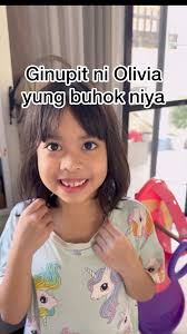 Ginupit na naman niya yung buhok niya😭, Nung 5 years old siya, ginupitan  niya bangs niya at dun namin na realize na bagay pala sa kanya mag bangs  haha., Ngayon, ginupitan na naman niya kasi gusto daw ...