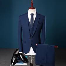 Les meilleurs créateurs, promotions et tendances de costumes pour marié, pour vous habiller avec élégance et confort le jour j. Costumes Mariage Hommes 3 Pieces Achat Vente Pas Cher