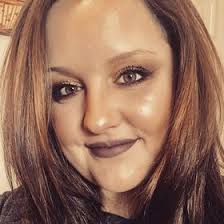 Chelsea Mounce's Instagram, Twitter & Facebook