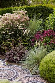Arabella Lennox Boyd S Magical Garden Is A Rare And Worthy Tribute To A Lifetime S Work Beaux Jardins Beau Jardin De Fleurs Amenagement Jardin