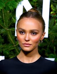 Nosferatu Image Reveals First Look At Willem Dafoe's "Crazy Vampire Hunter"