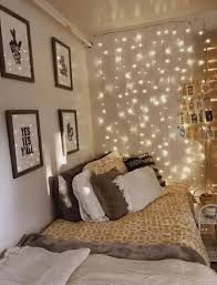 20 Adorable Diy Fairy Light For Minimalist Bedroom Decoration In 2020 Aesthetic Bedroom Dorm Room Walls Dorm Room Decor