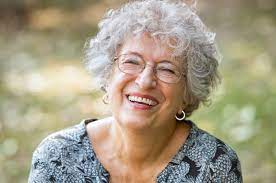 Put in effort for your 70 years old; 30 Superb Birthday Gift Ideas For 65 Year Old Woman