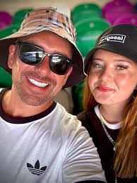 On the train London bound 4 Days in the capital oasis tomorrow night and 16  years since I was last there for oasis 2009 with lad and Lisa front  standing going to