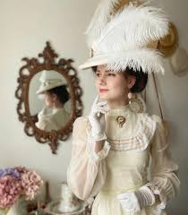 Victorian style clothing took on many different looks during victorian times. This Young Woman Dresses Like It S The 19th Century Every Day 40 Pics Bored Panda