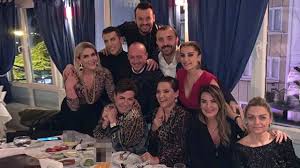 Demet Akalin Ile Okan Kurt Barismalarini Dostlariyla Kutladi Magazin Haberleri