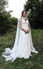 Maybe you would like to learn more about one of these? Brautumhang Im Bohostil Model Inca Von All Who Wander In Berlin Anprobieren