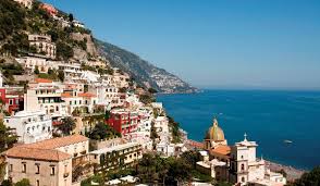Salerno mit über 130.000 einwohnern. Amalfikuste Kampanien Italien De