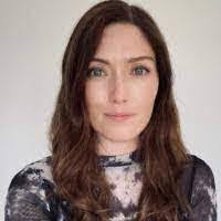 Edwina Rossi's Instagram, Twitter & Facebook