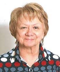 Elisa Wolf's Instagram, Twitter & Facebook