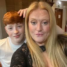 Telling our family we are expecting twins 😆❤️ #surprise #fblifestyle  #twins #pregnancy